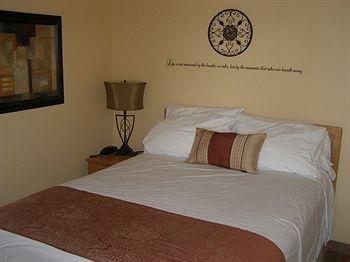 Desert Surfside Waterfront Accommodations Osoyoos Exteriér fotografie